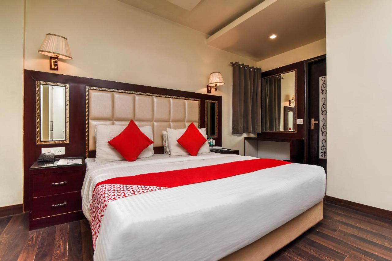 Collection O 76248 Hotel D Crown Νέο Δελχί Εξωτερικό φωτογραφία