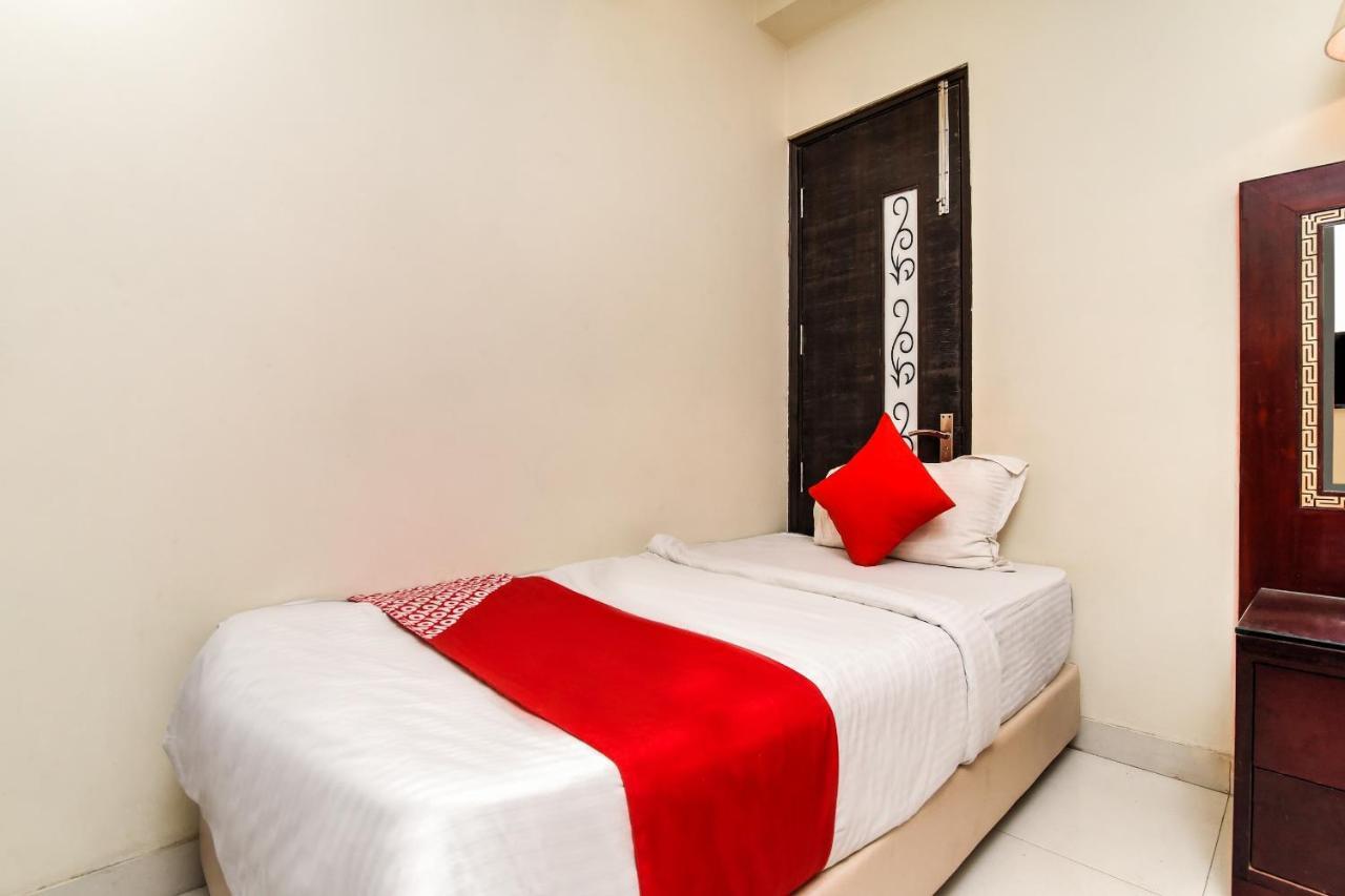 Collection O 76248 Hotel D Crown Νέο Δελχί Εξωτερικό φωτογραφία