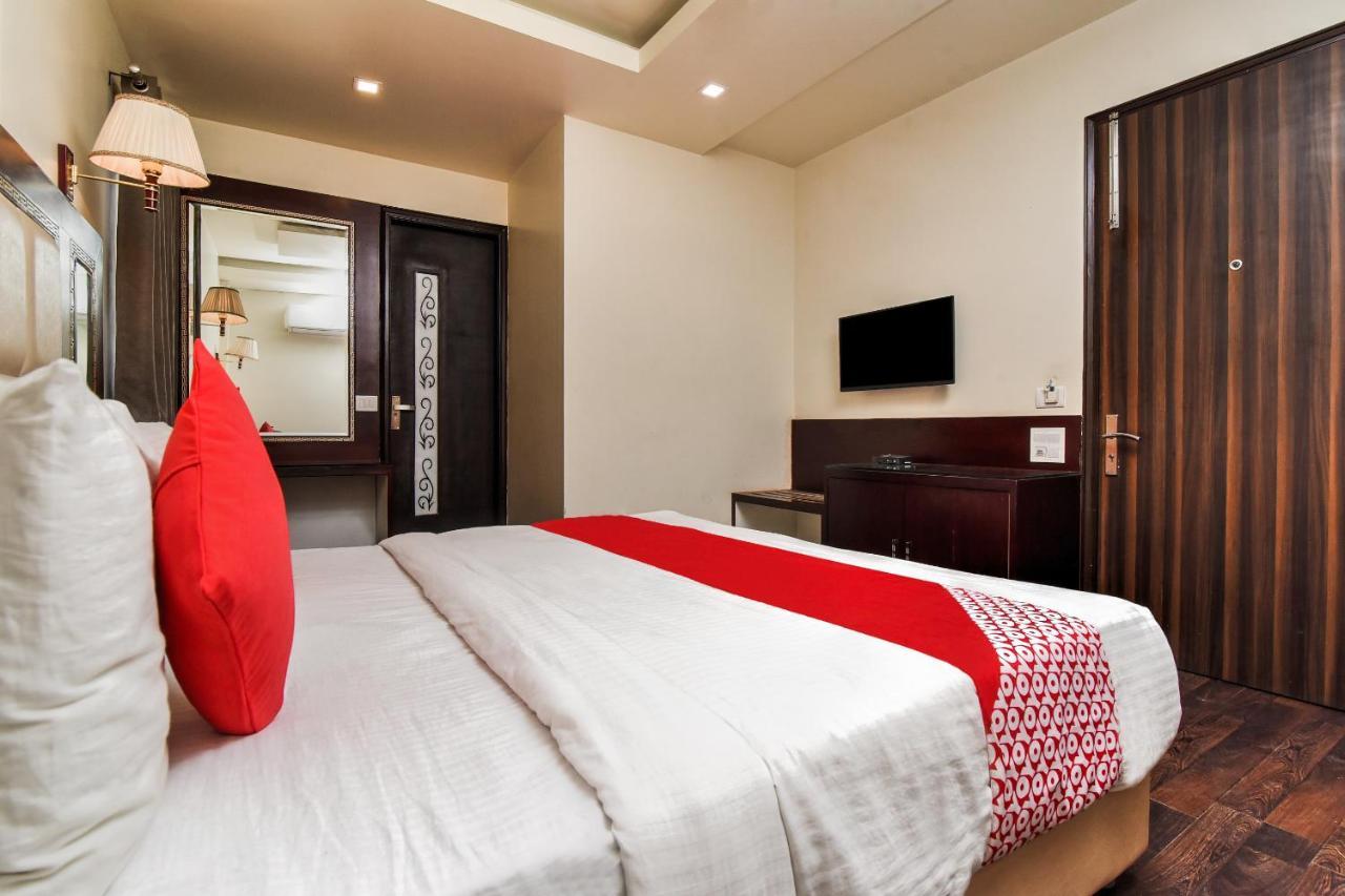 Collection O 76248 Hotel D Crown Νέο Δελχί Εξωτερικό φωτογραφία